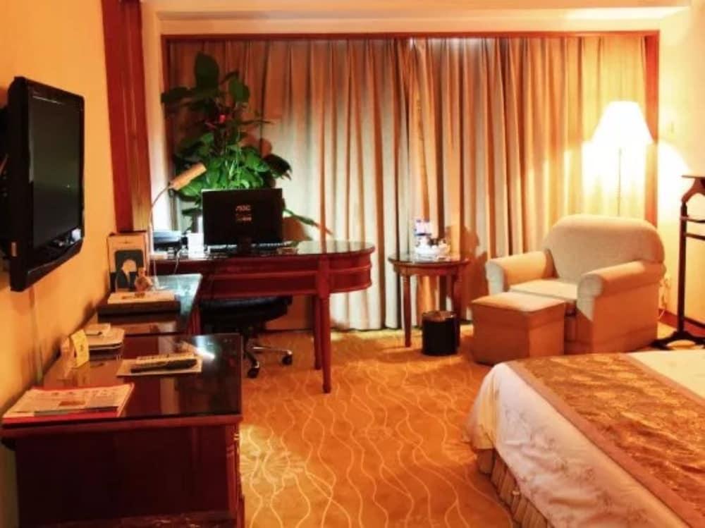 Sunshine Holiday Hotel Fuzhou Фучжоу Экстерьер фото