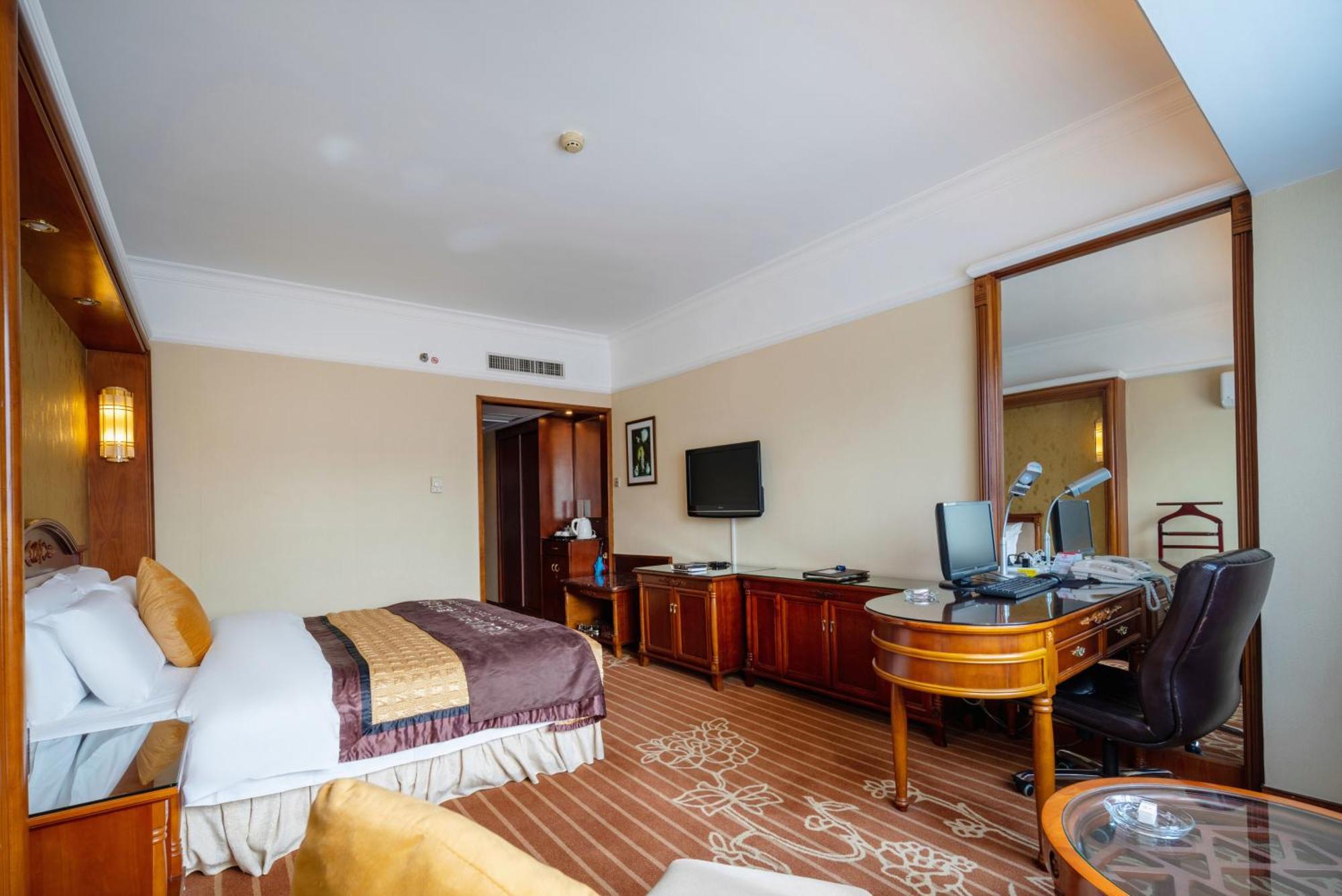 Sunshine Holiday Hotel Fuzhou Фучжоу Экстерьер фото
