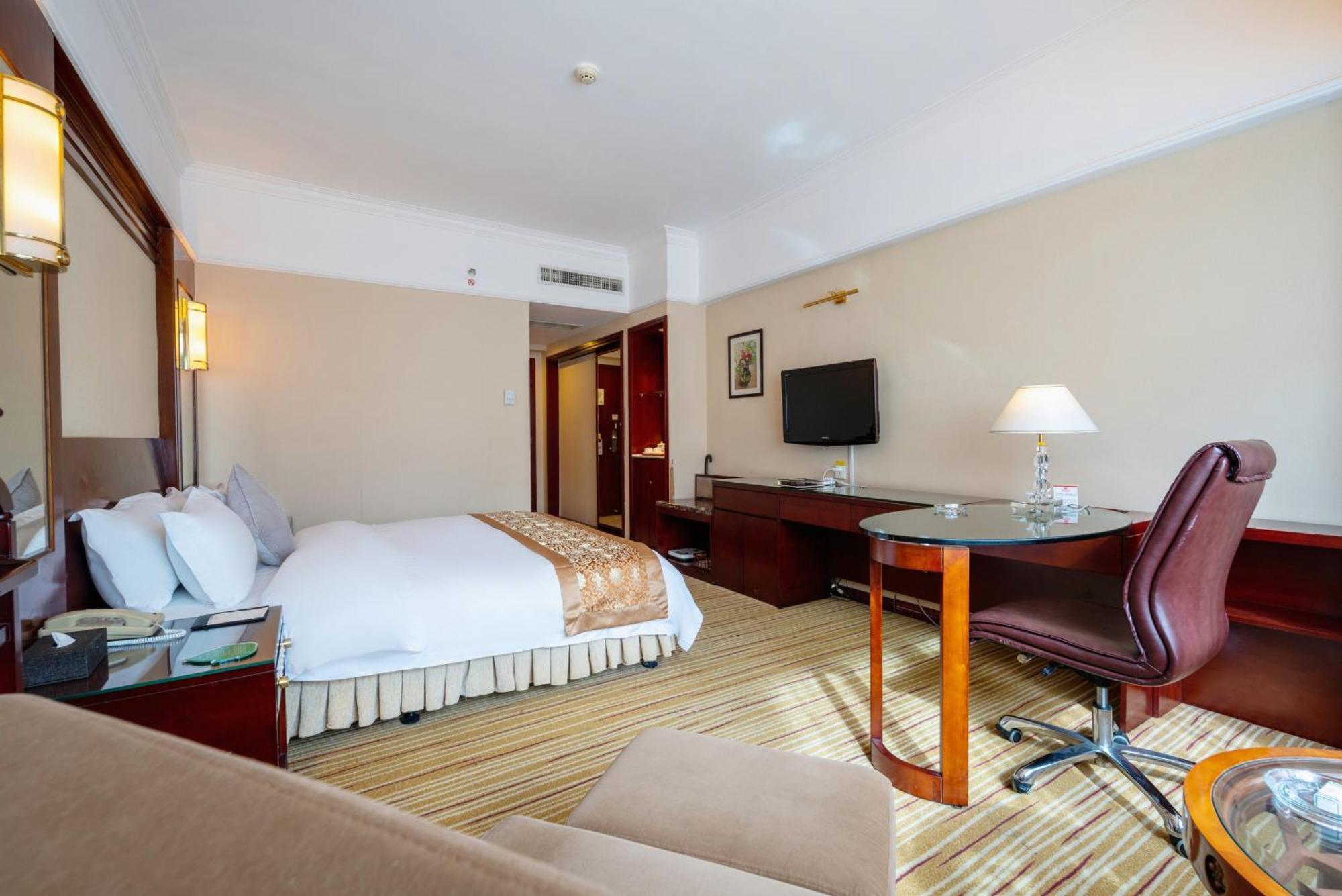Sunshine Holiday Hotel Fuzhou Фучжоу Экстерьер фото
