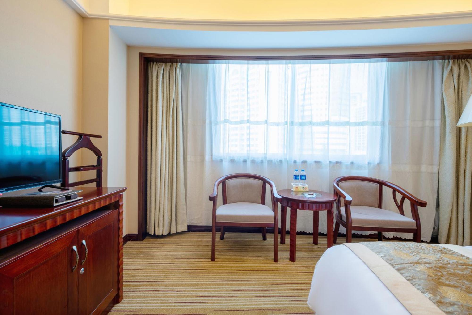 Sunshine Holiday Hotel Fuzhou Фучжоу Экстерьер фото