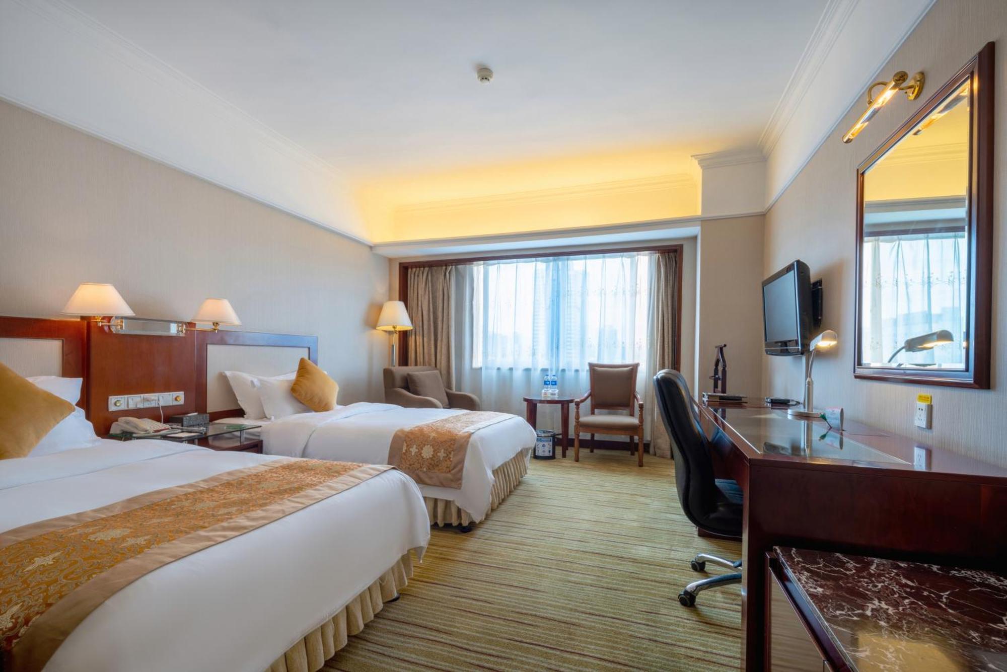 Sunshine Holiday Hotel Fuzhou Фучжоу Экстерьер фото