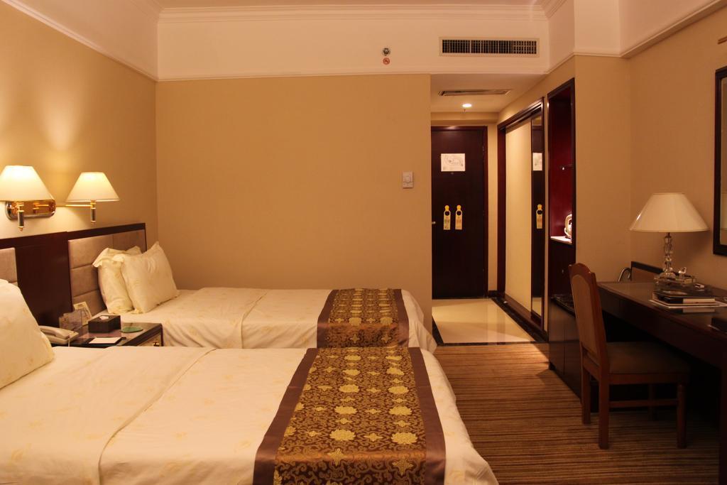 Sunshine Holiday Hotel Fuzhou Фучжоу Экстерьер фото