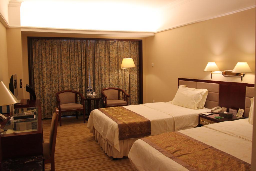 Sunshine Holiday Hotel Fuzhou Фучжоу Экстерьер фото