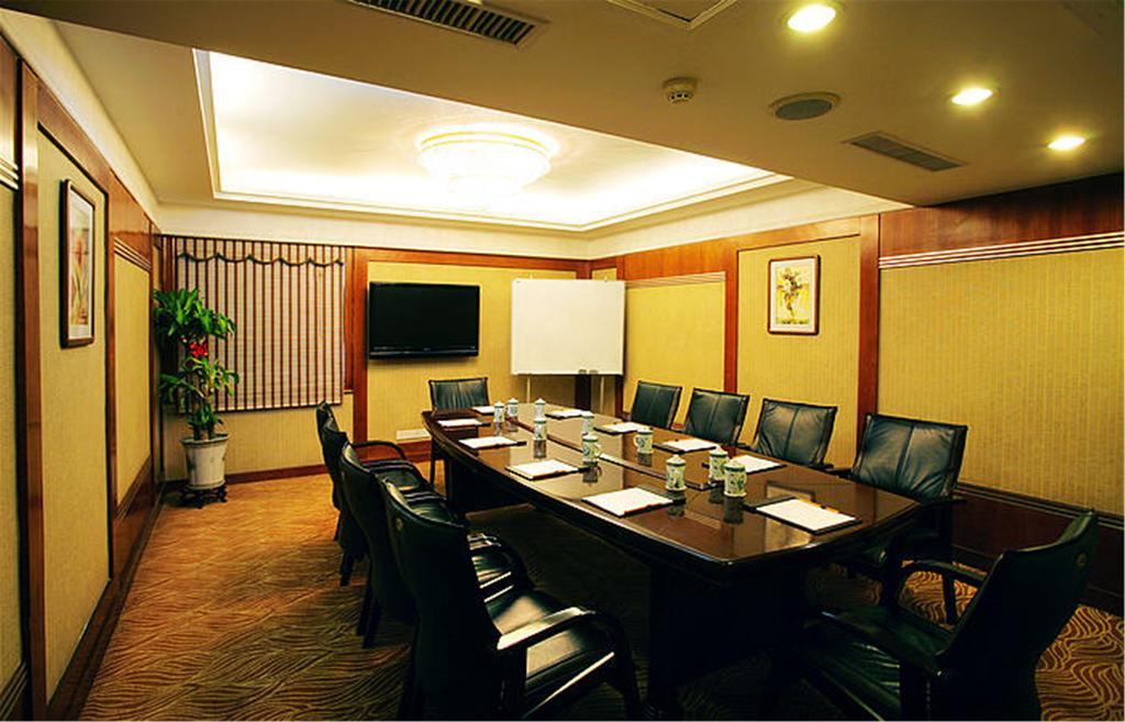 Sunshine Holiday Hotel Fuzhou Фучжоу Экстерьер фото