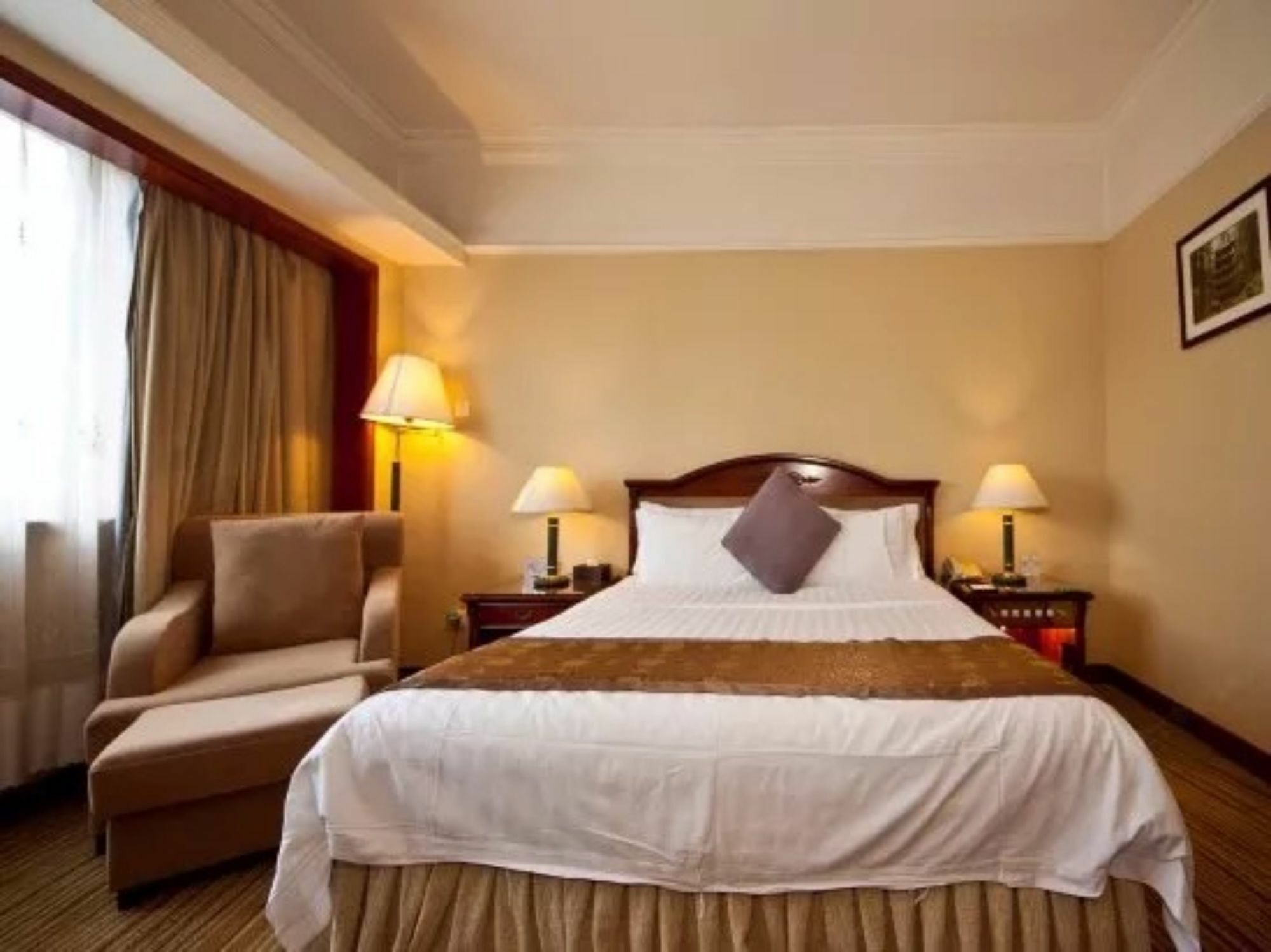 Sunshine Holiday Hotel Fuzhou Фучжоу Экстерьер фото